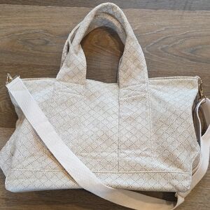 Urban Expressions Textured Cream Tote